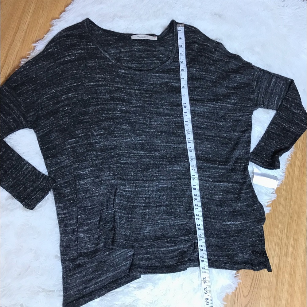 🛍 Pull Over Sweater - Picture 3 of 5